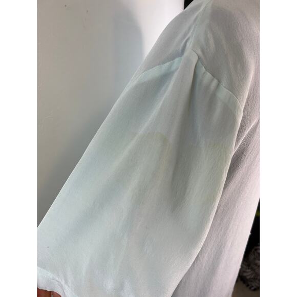 VINTAGE Evan Picone Blue Short Sleeve Luxe Soft Button Back Silk Blouse 12 NWT - Picture 5 of 8